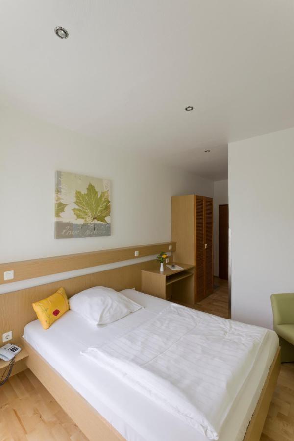 Hotel Aquarius Brunswick Habitación foto